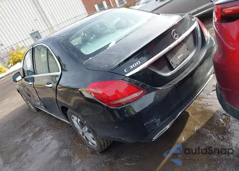 2017 Mercedes-Benz C 300 4Matic из США, поврежденный, VIN WDDWF4KBXHR280327